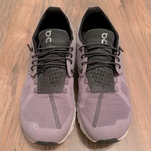 Women’s ON CLOUD running shoe